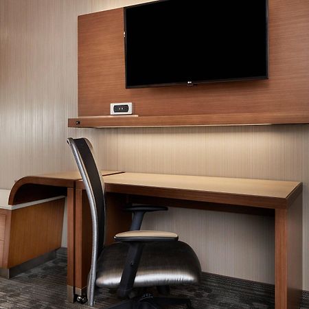 คอร์ตยาร์ด โรม ริเวอร์วอล์ค Hotel ภายนอก รูปภาพ