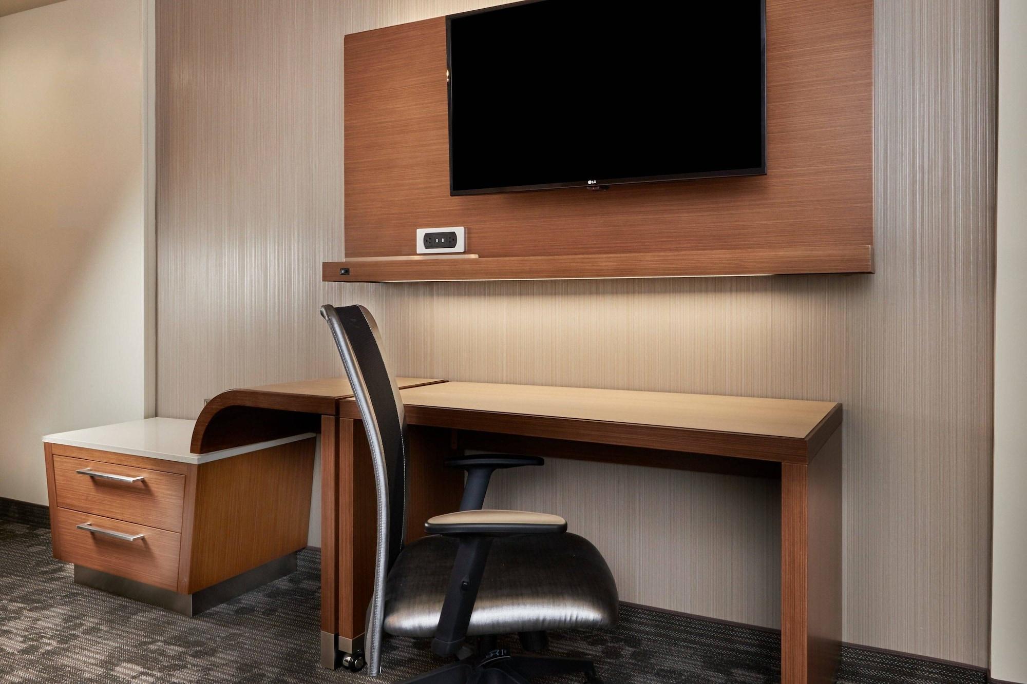 คอร์ตยาร์ด โรม ริเวอร์วอล์ค Hotel ภายนอก รูปภาพ